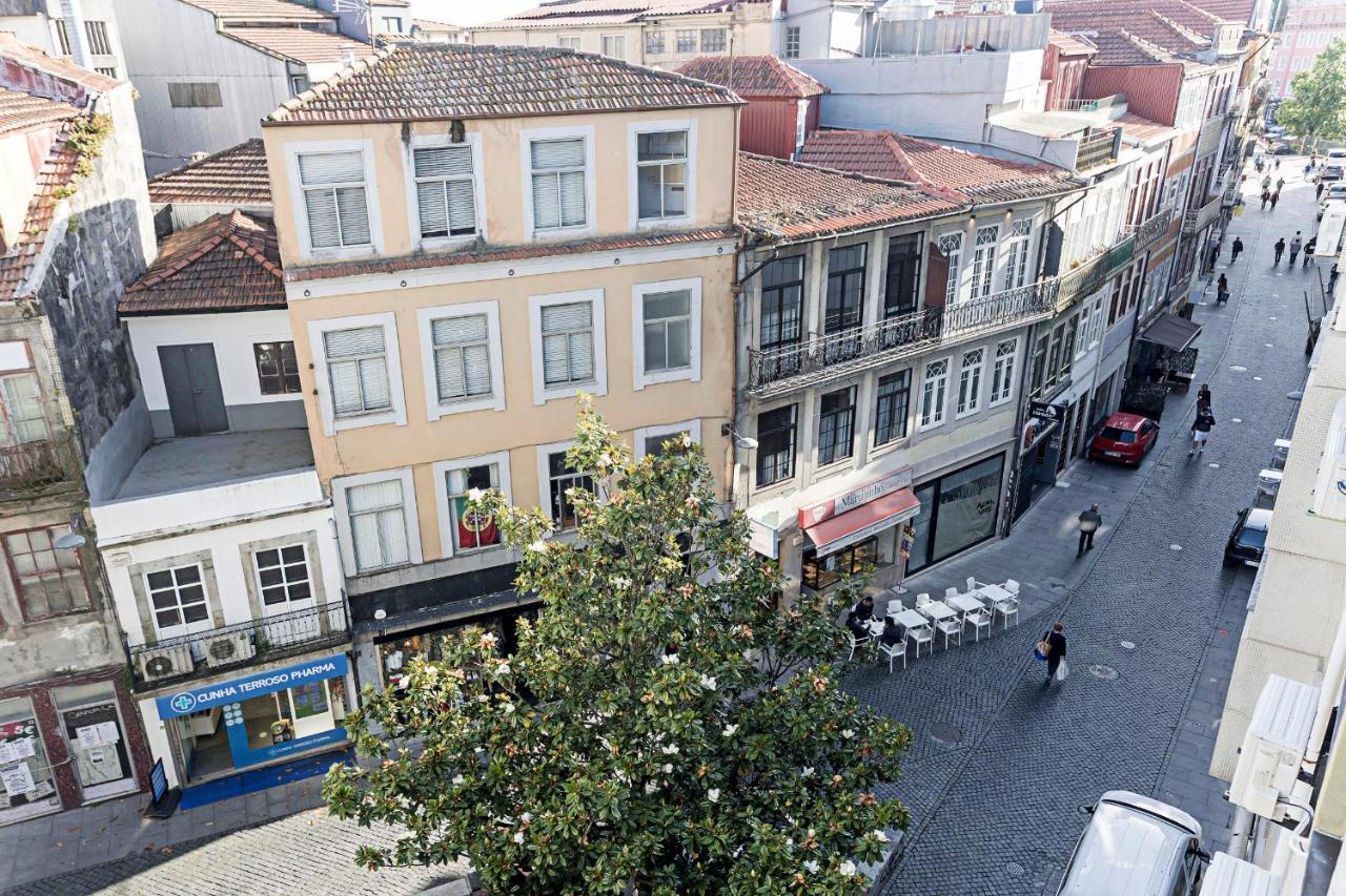 Amazing Apartment In Downtown Porto By Lovelystay Luaran gambar